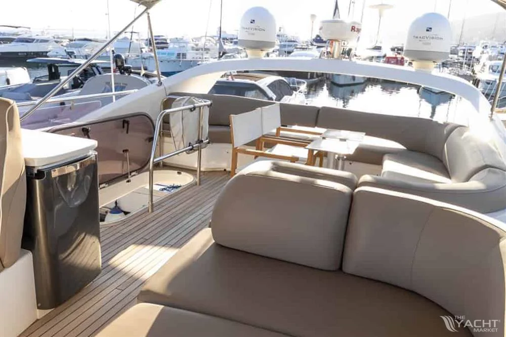 2013 Princess Yachts Yachts Princess 52 Flybridge 2013 for sale in Cannes, France, photo 4 of 5