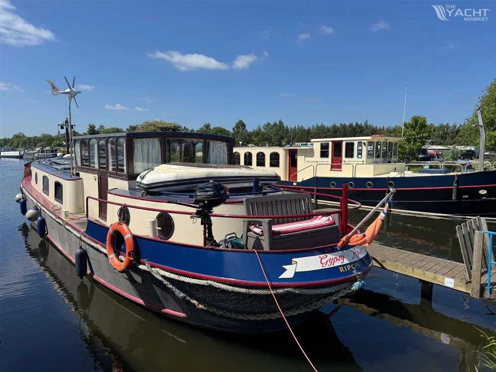 BoatPhoto.alt