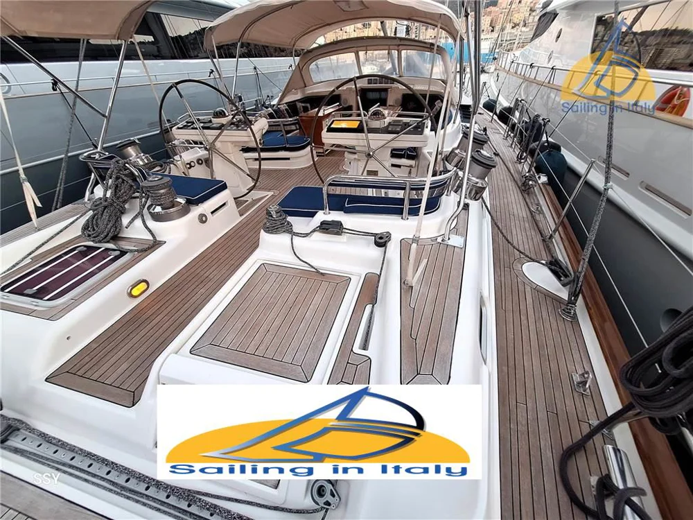 2004 Oyster Yachts 82 for sale in Italy, photo 4 of 5