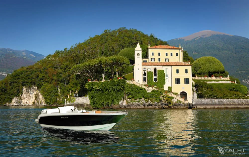 BoatPhoto.coverAlt
