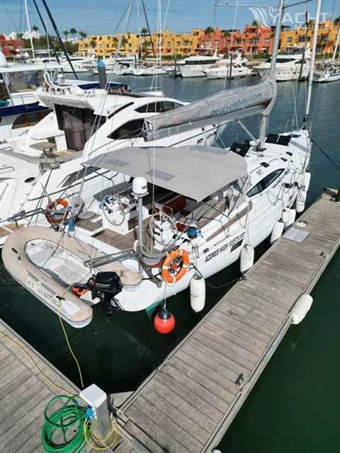 BoatPhoto.alt