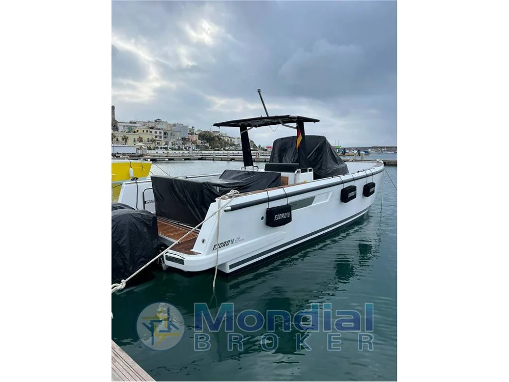 BoatPhoto.alt