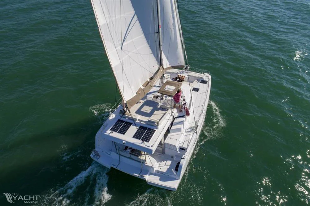 BoatPhoto.alt