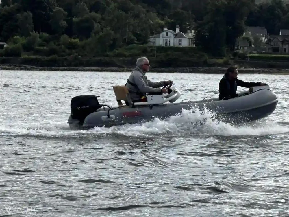BoatPhoto.alt