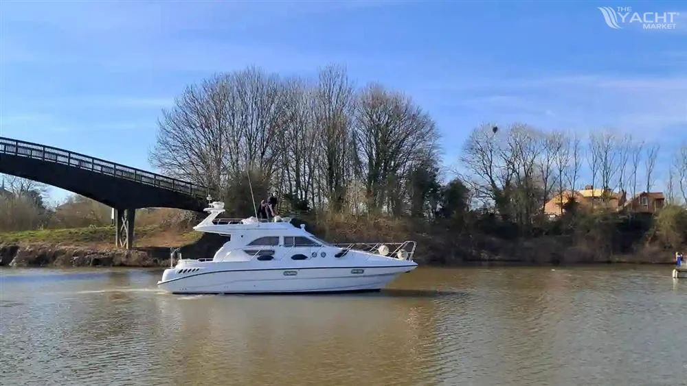 BoatPhoto.alt