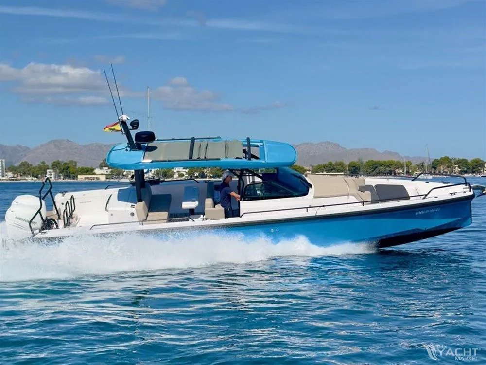 BoatPhoto.coverAlt