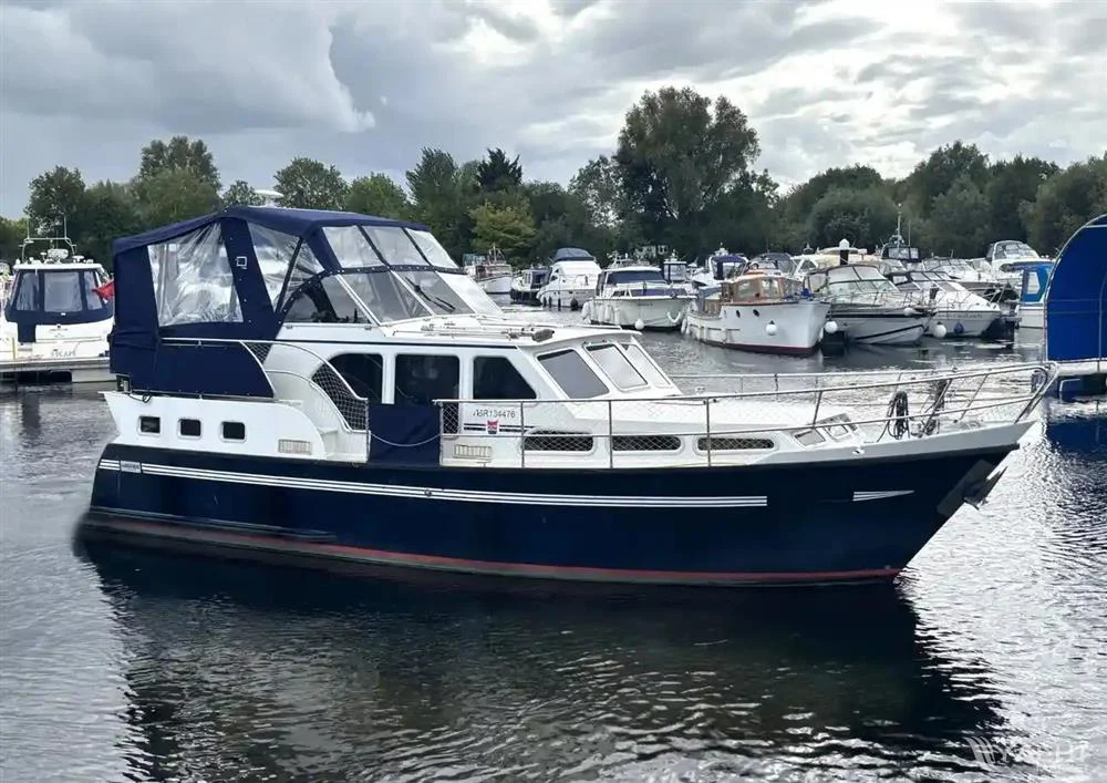 BoatPhoto.alt