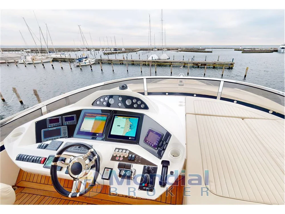 2011 SUNSEEKER 88 Yacht for sale in Denmark, photo 5 of 5