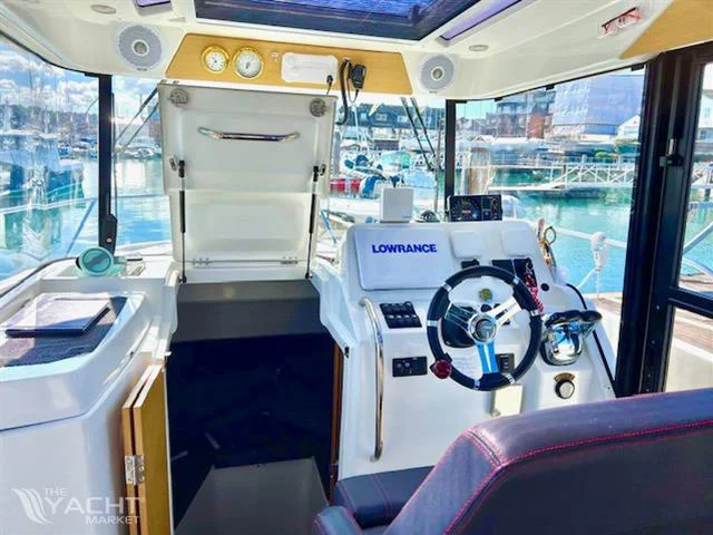 BoatPhoto.alt
