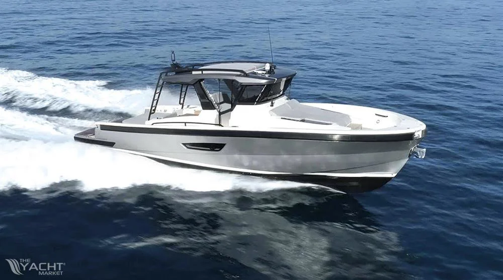 BoatPhoto.coverAlt