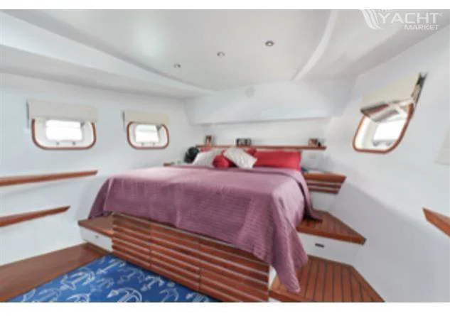 BoatPhoto.alt