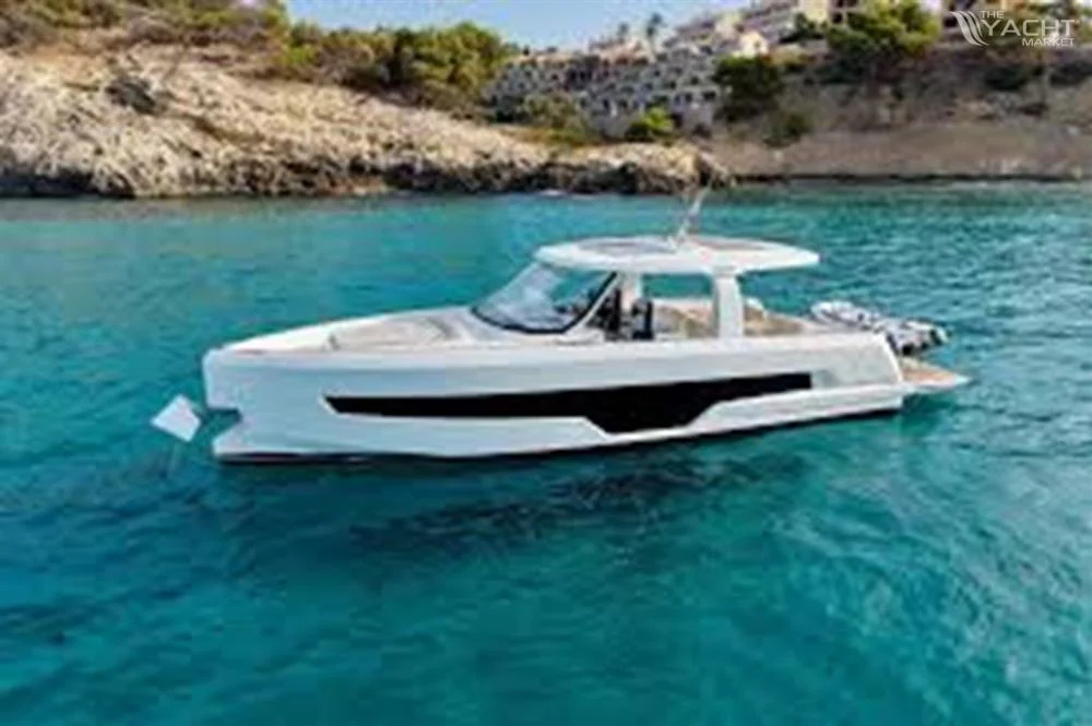 BoatPhoto.coverAlt