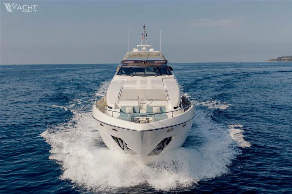 BoatPhoto.alt