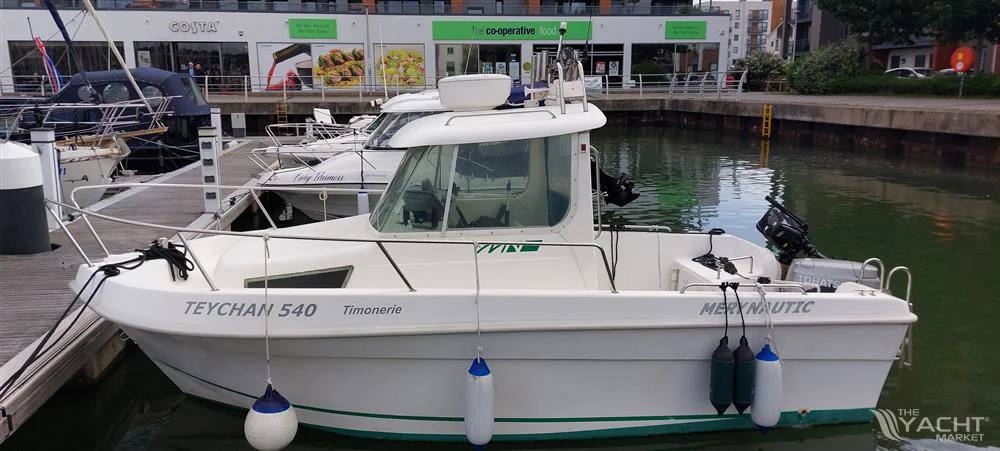 BoatPhoto.coverAlt