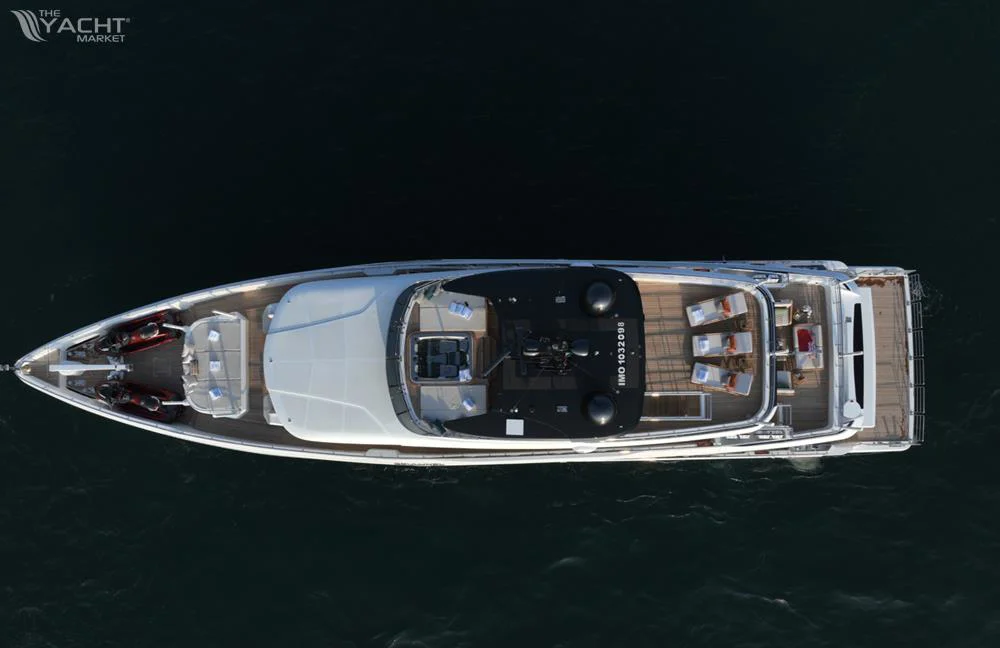 BoatPhoto.alt