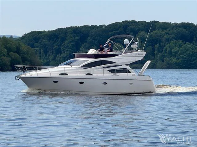 BoatPhoto.alt