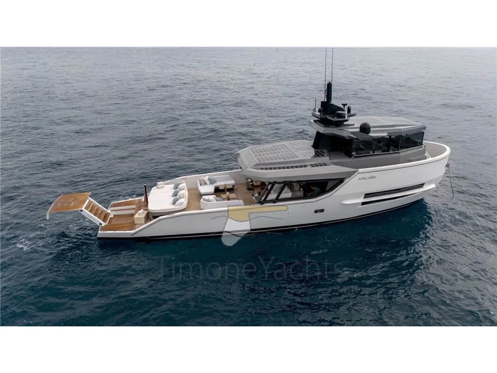 BoatPhoto.coverAlt
