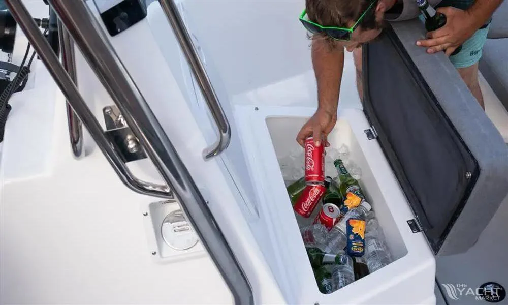 BoatPhoto.alt