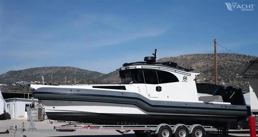 BoatPhoto.coverAlt