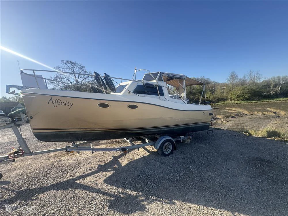 BoatPhoto.coverAlt