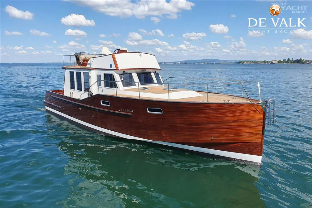 BoatPhoto.coverAlt