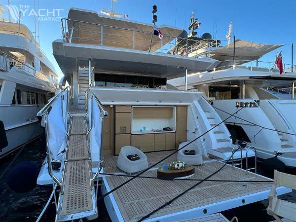 BoatPhoto.alt