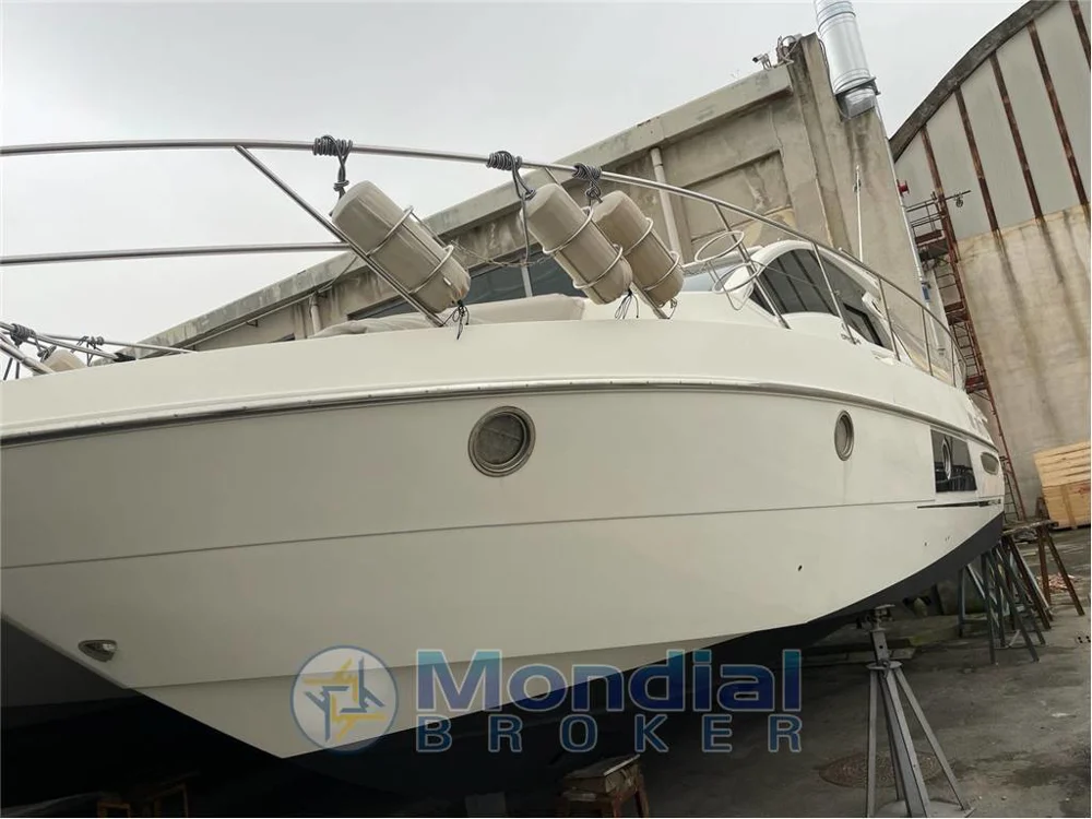 BoatPhoto.coverAlt