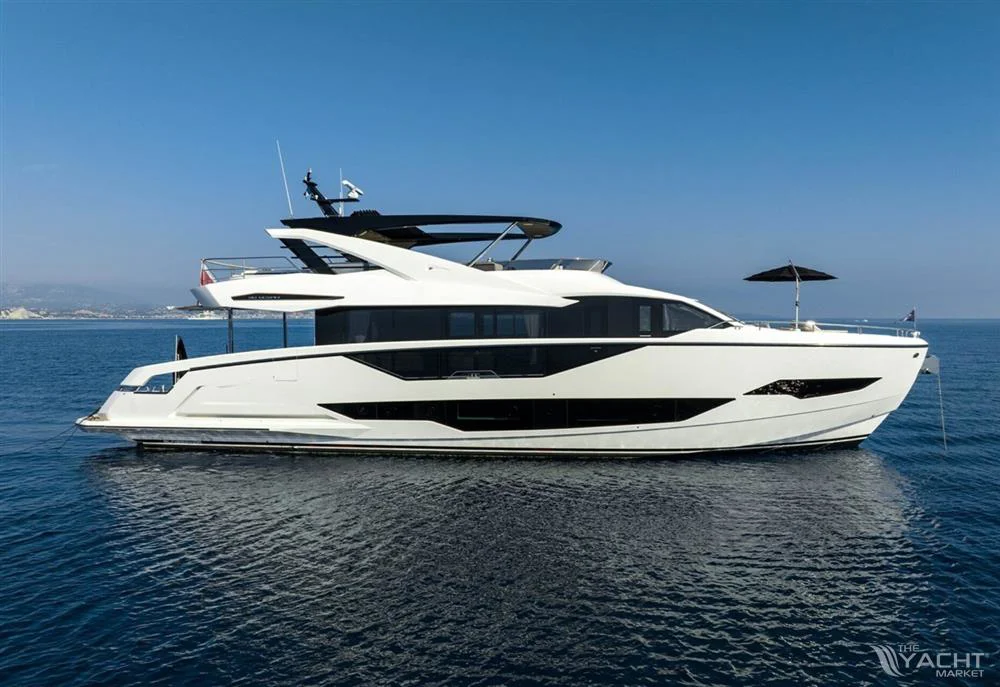BoatPhoto.coverAlt