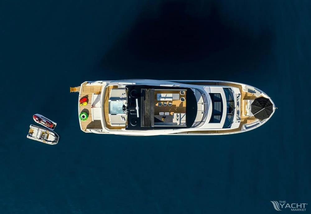 BoatPhoto.alt