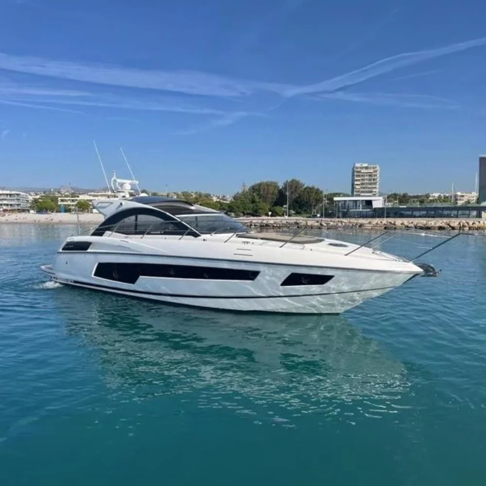 BoatPhoto.coverAlt
