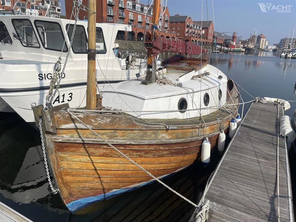 BoatPhoto.coverAlt