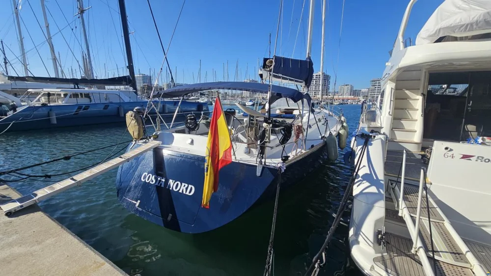 BoatPhoto.coverAlt