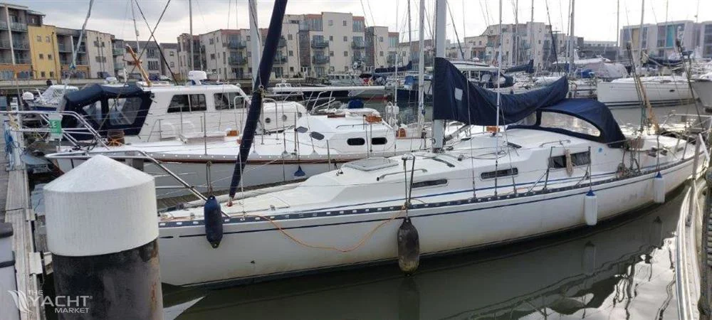 BoatPhoto.coverAlt
