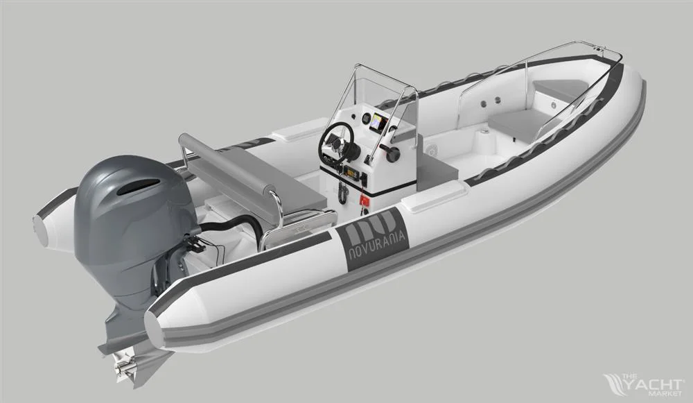 BoatPhoto.coverAlt
