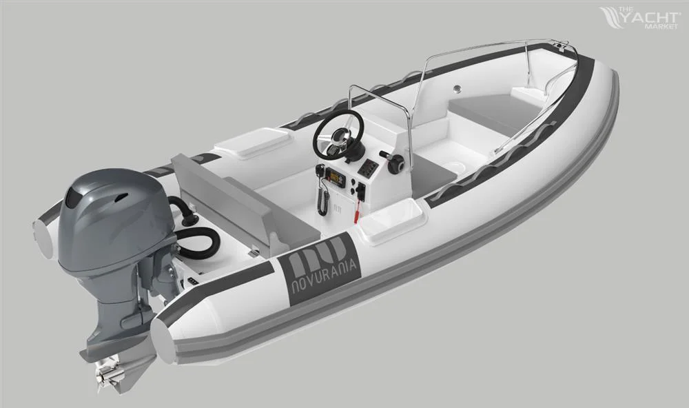 BoatPhoto.coverAlt