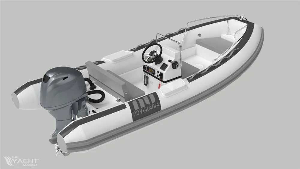 BoatPhoto.coverAlt