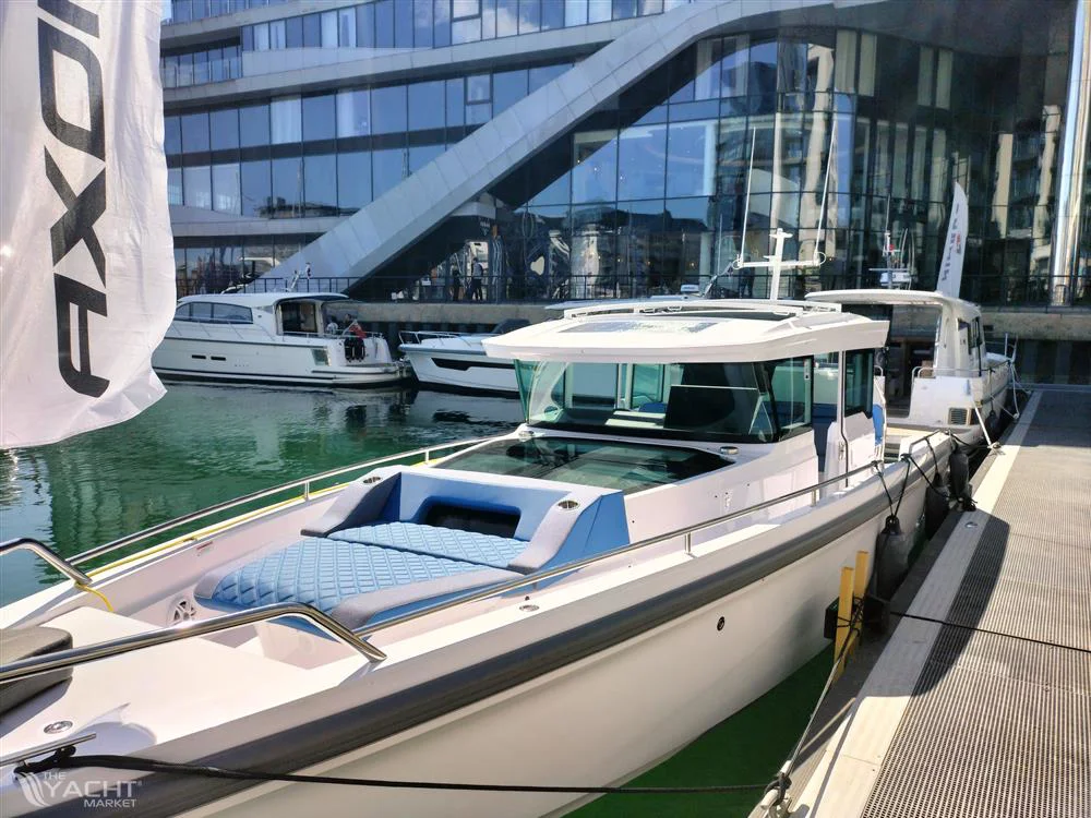 BoatPhoto.alt