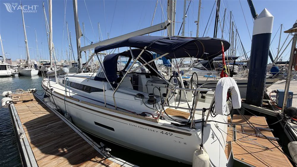 BoatPhoto.alt