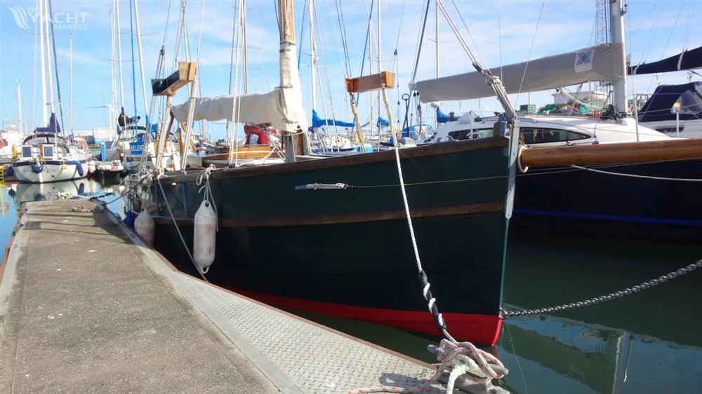 BoatPhoto.coverAlt