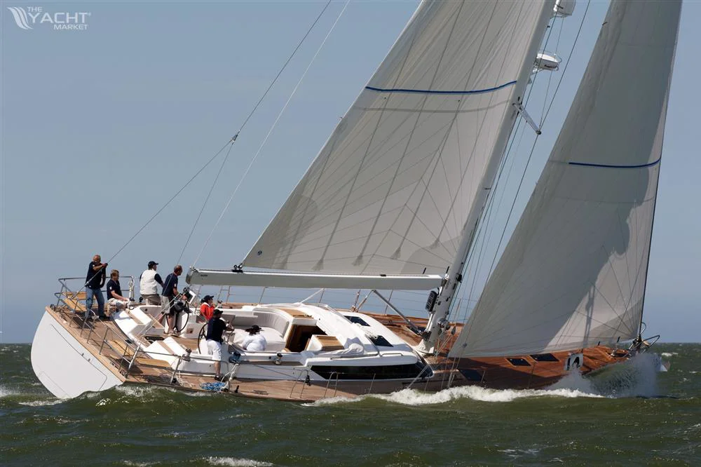 BoatPhoto.coverAlt