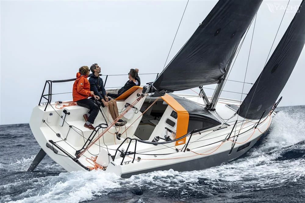 BoatPhoto.coverAlt