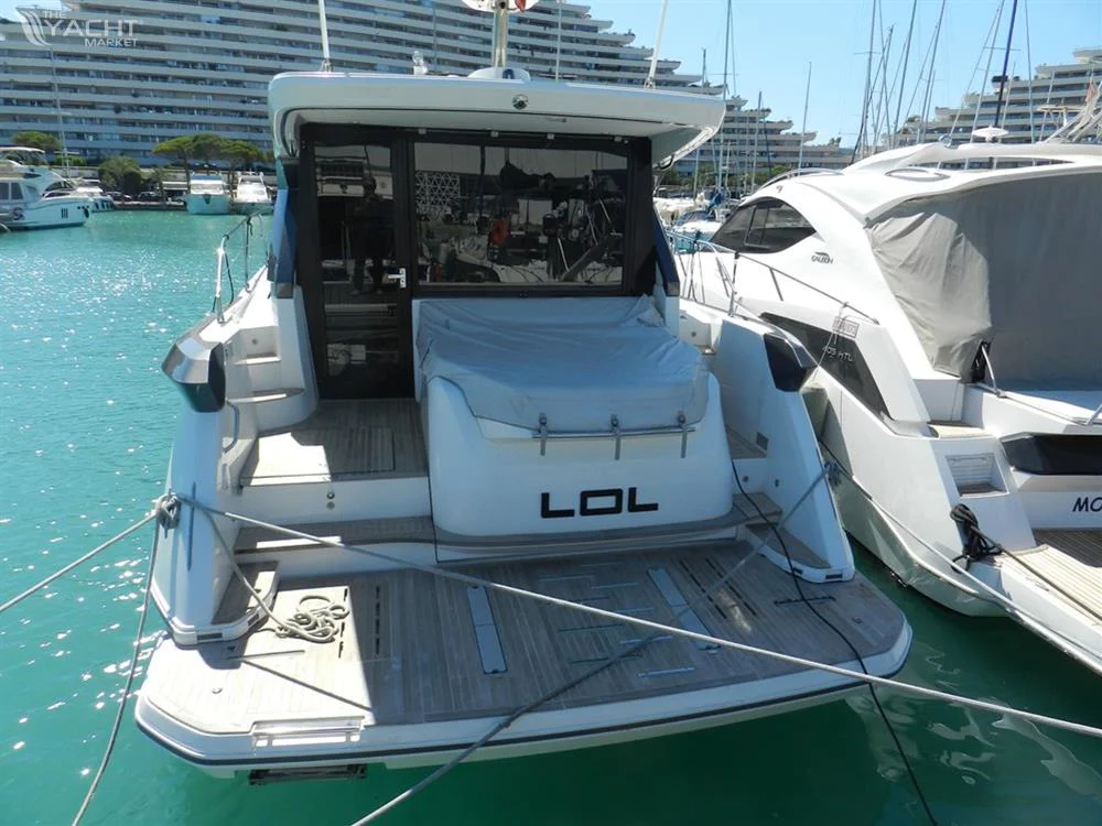 2021 BENETEAU Gran Turismo 45 for sale in France, photo 3 of 5