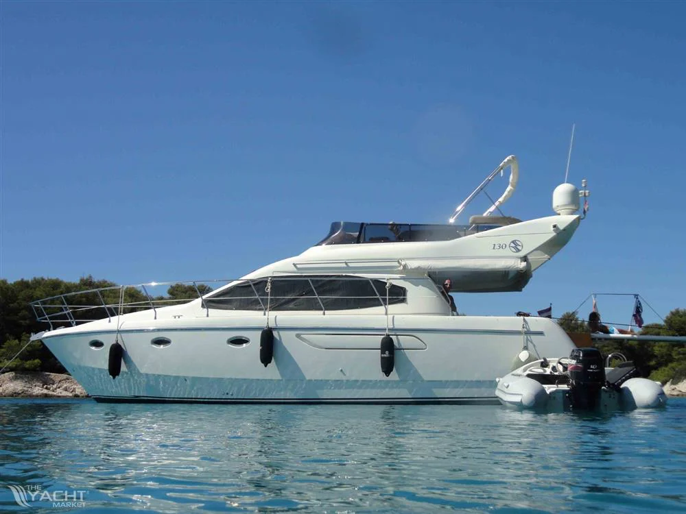 BoatPhoto.alt
