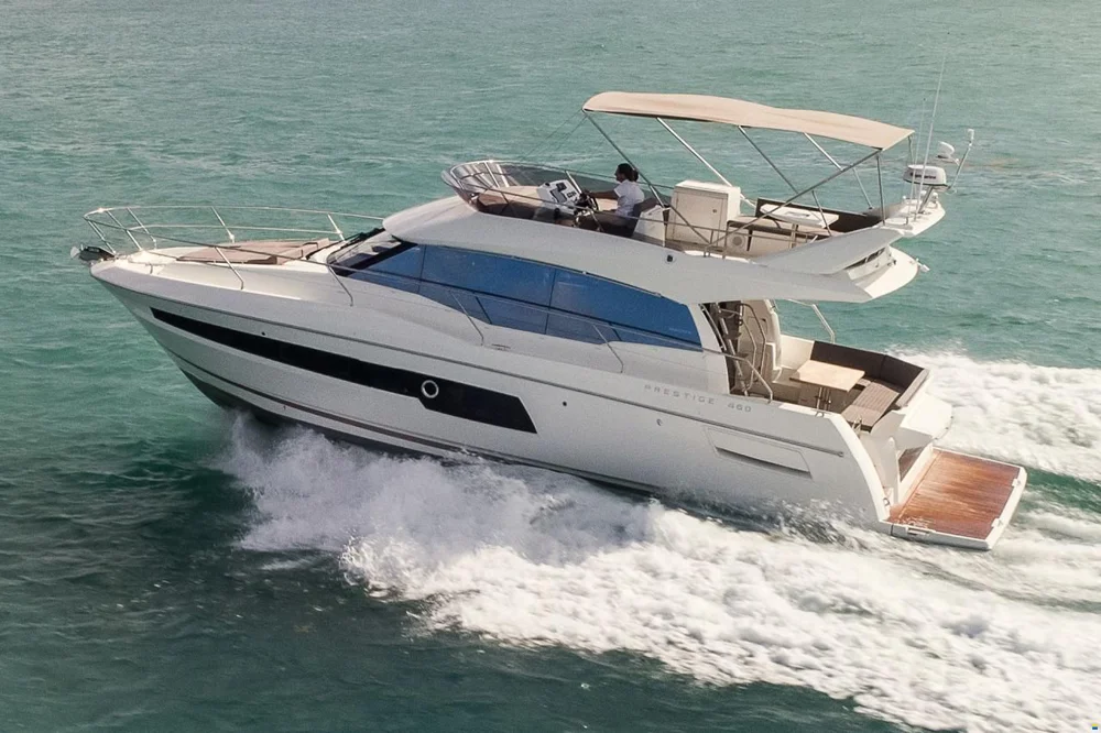 BoatPhoto.coverAlt