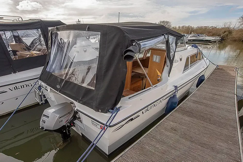 BoatPhoto.alt