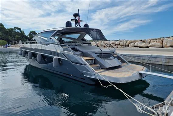 BoatPhoto.coverAlt
