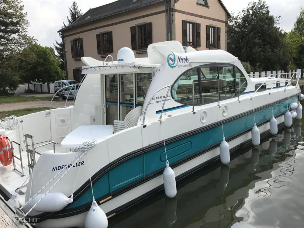 BoatPhoto.alt