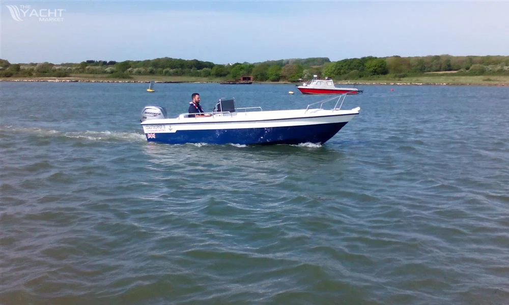 BoatPhoto.alt