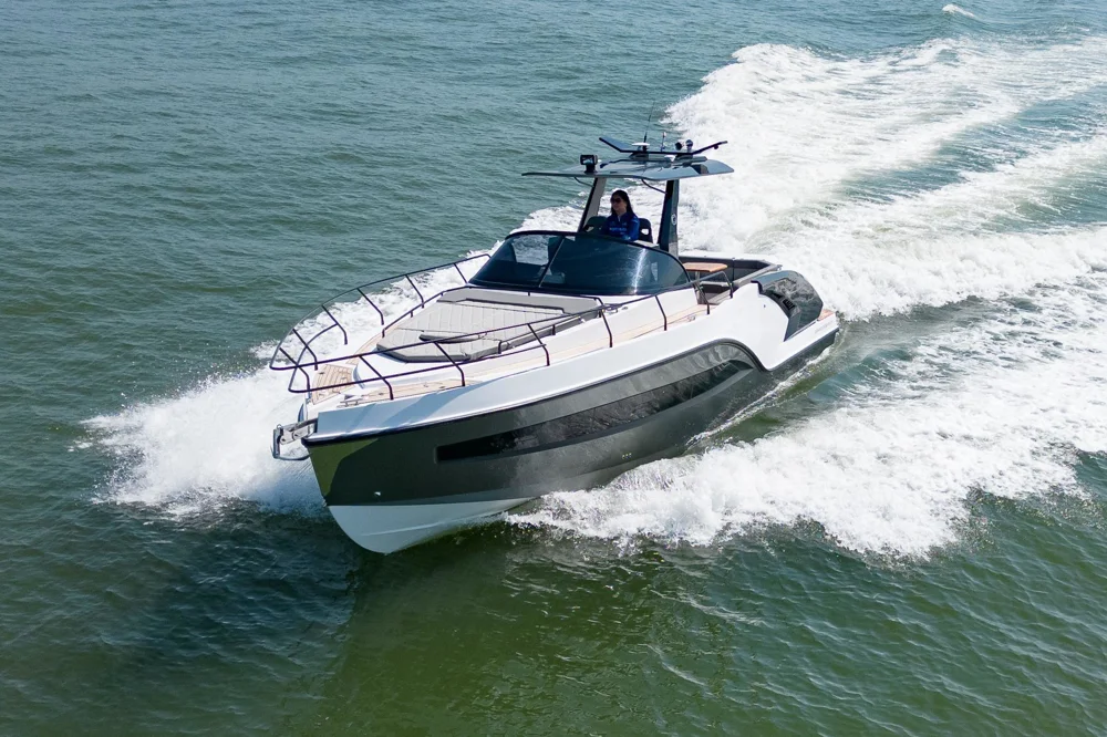 BoatPhoto.coverAlt