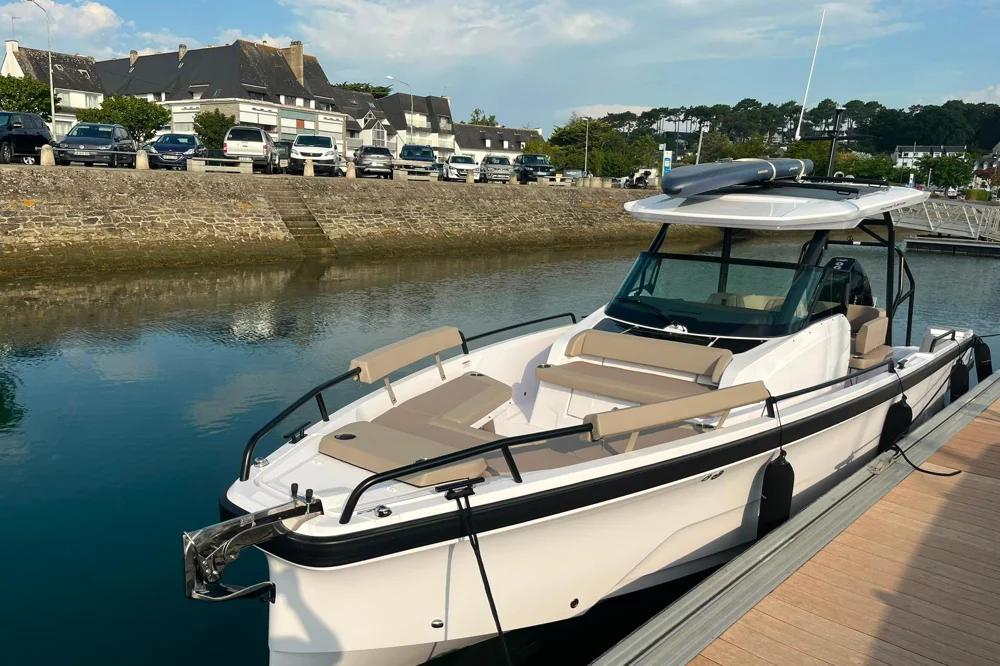 BoatPhoto.coverAlt